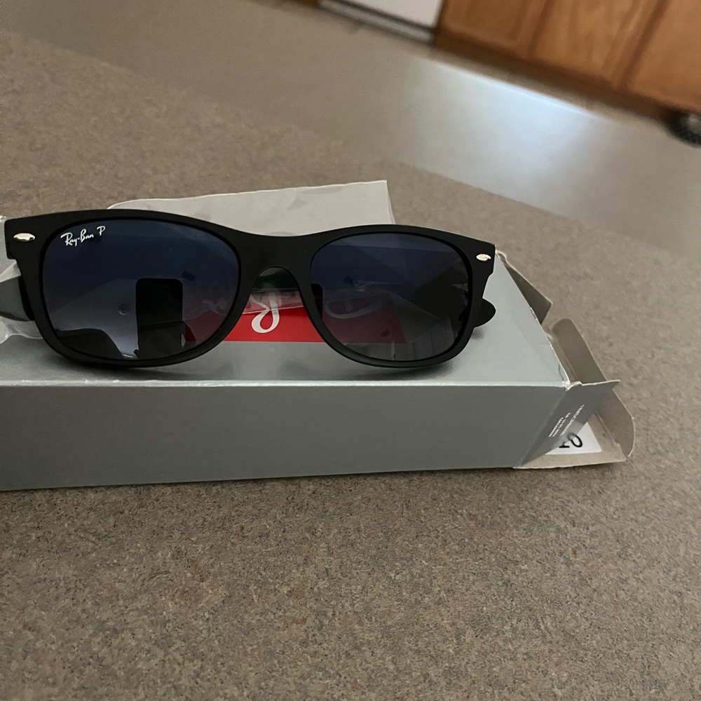 Brand new never worn Ray Bans